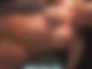 Live cam show with Leya - Moan on Big Tits