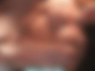 Live cam show with Leya - Cumslut on Latina Girls