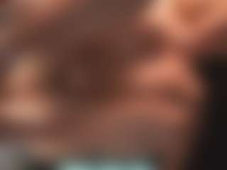 Live cam show with Leya - Cumslut on Big Tits
