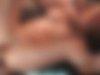 Show de cam en vivo con Leya - Cumslut en Camsoda