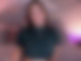 Curvy Nicolle's Live Sex Cam Show