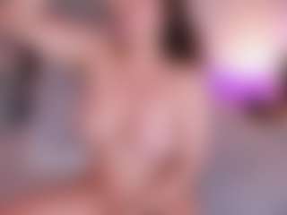 Curvy Nicolle's Live Sex Cam Show