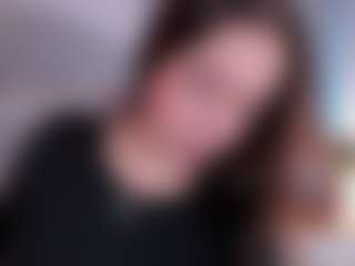 Live cam show with Curvy Nicolle - Brown Hair on livesuperchat.net
