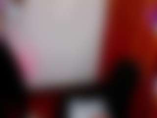 Live cam show with emerald00 - Body Massage on Uber Horny