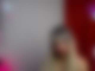 Live cam show with emerald00 - Smoking on Milfs Live