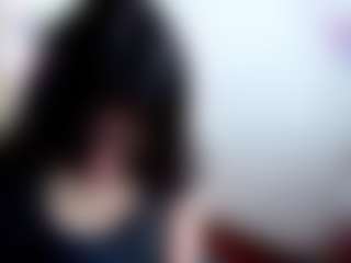 Live cam show with emerald00 - Smoking on Hubzter Live
