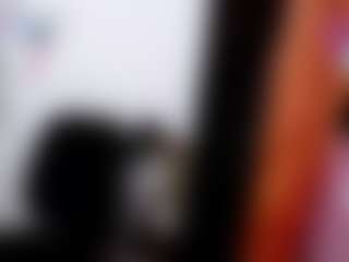 Live cam show with emerald00 - Petite on Uber Horny