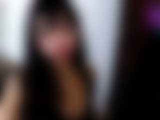 Live cam show with emerald00 - Camel Toe on Camiplay Live