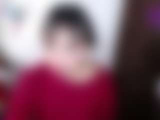 Live cam show with emerald00 - Petite on Instabang
