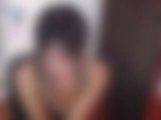 Live cam show with emerald00 - Athletic Teen (18+) on hotwifechat.live