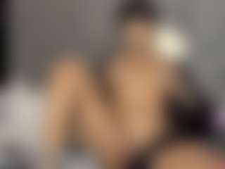 Live cam show with HannaEbony - Black Petite on dasdasdadada.com
