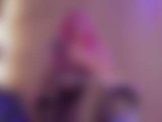 Live cam show with miss-amarantha - British on friskycurves.com