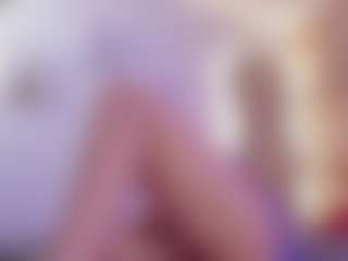 Live cam show with miss-amarantha - Bdsm MILF on Hubzter Live