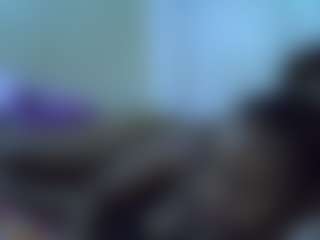 Live cam show with CuteJasmine1 - Ebony MILF on livesuperchat.net