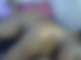 CuteJasmine1 MILF webcam performer live streaming