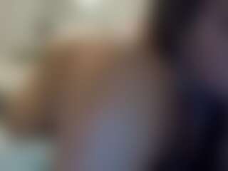 Spettacolo in cam dal vivo con Davyna Nyxxx - Pleasure su Camsoda