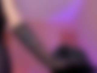 Samantha-Brooke's Live Sex Cam Show