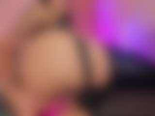 Samantha-Brooke's Live Sex Cam Show