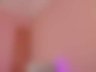 Live cam show with Samantha-Brooke - Oil on Camsoda