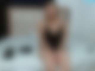 Live cam show with progenycurvy - No Smoking on CamClone