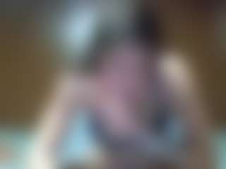 Live cam show with heavenskyyee - MILF on justonemore.cc