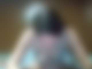 Live cam show with heavenskyyee - Small Ass on CamSextacy