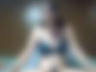 Live cam show with heavenskyyee - Small Ass on CamSextacy