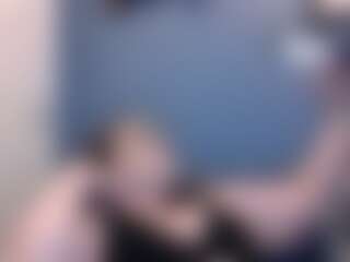 Live cam show with allycatmeow - Hazel Eyes on Fit Hotties