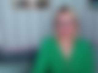 Live cam show with MonaLisaG - Middle Aged on SpunkLive