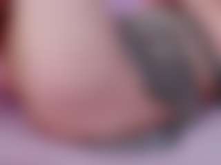 Live cam show with MonaLisaG - Green Eyes on xxxlivecams.org