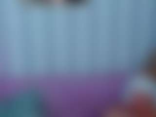 Live cam show with MonaLisaG - Moaning on Camsoda