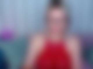 Live cam show with MonaLisaG - Blonde Hair Middle Aged on Fling VIP Chat