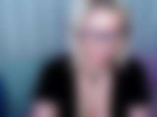 Live cam show with MonaLisaG - Blonde Hair Middle Aged on mypornchat.com