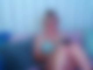 Live cam show with MonaLisaG - Middle Aged on livesexfox.com