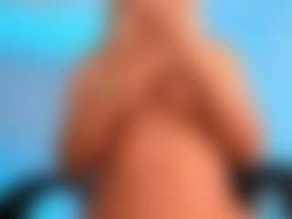 NiaBennet's Live Sex Cam Show
