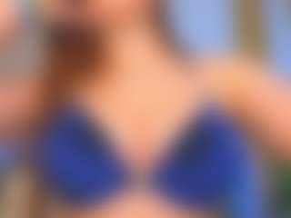 Live cam show with Kira - Latex on Stripli.com