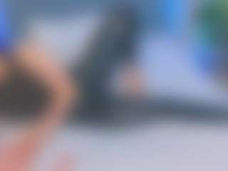 Kira's Live Sex Cam Show