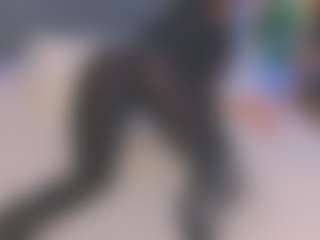 Kira's Live Sex Cam Show