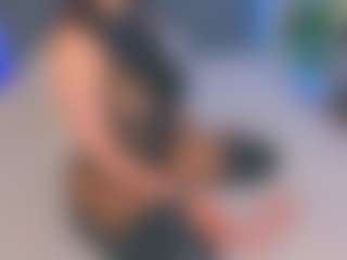 Kira's Live Sex Cam Show
