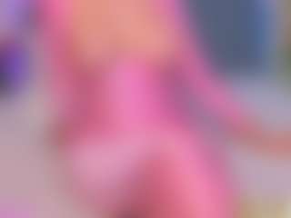 Live cam show with Kira - Leather on Gym Cam Girls