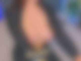 Kira's Live Sex Cam Show
