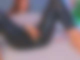 Live cam show with Kira - Latex on Free Soda