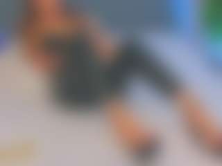 Kira's Live Sex Cam Show