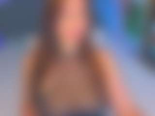 Kira's Live Sex Cam Show