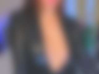 Kira's Live Sex Cam Show