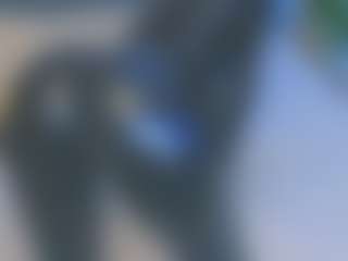 Live cam show with Kira - Latex on madthumbs