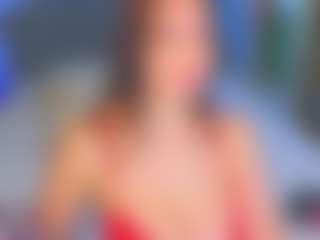 Live-camshow met Kira - Latex op Camsoda