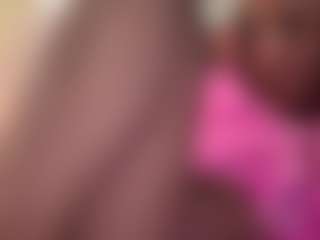 Live cam show with peachesstarr20 - Thick on TeamSkeetLive