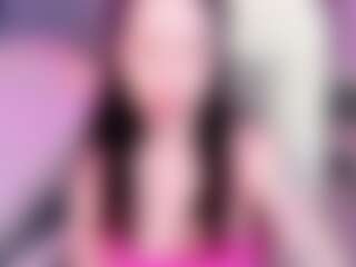 Medelyn77's Live Sex Cam Show