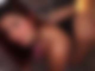 Live cam show with Aylin Millerxs - Skinny on Livezox